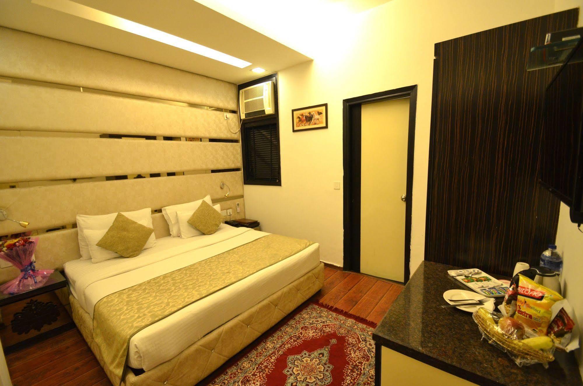 Hotel Metro View Delhi  Exterior photo