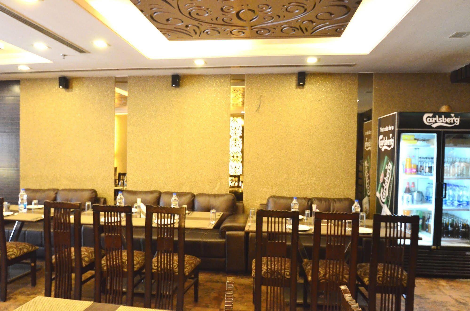 Hotel Metro View Delhi  Exterior photo
