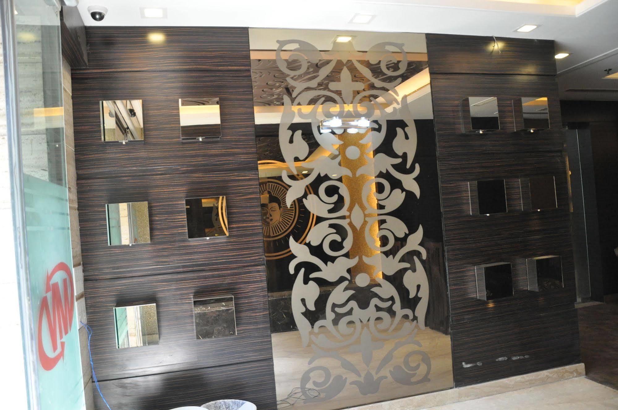 Hotel Metro View Delhi  Exterior photo