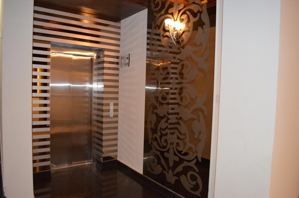 Hotel Metro View Delhi  Exterior photo